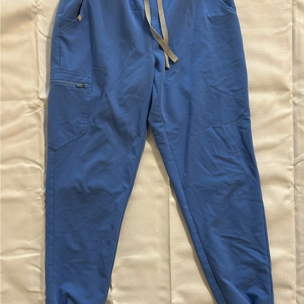 FIGS Blue Jogger Scrub Pants Size Small 💙 - Picture 3 of 9